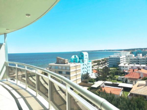 Edificio Aguila Dorada, Punta Del Este